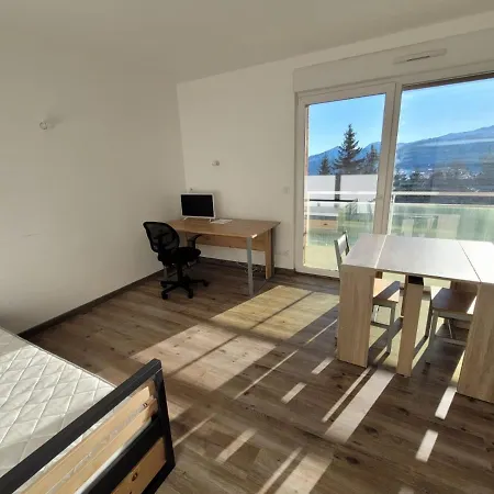 Panoramic Campus 3*