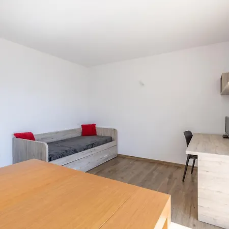 Aparthotel Panoramic Campus Font-Romeu-Odeillo-Via