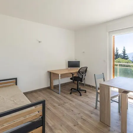 Panoramic Campus 3*